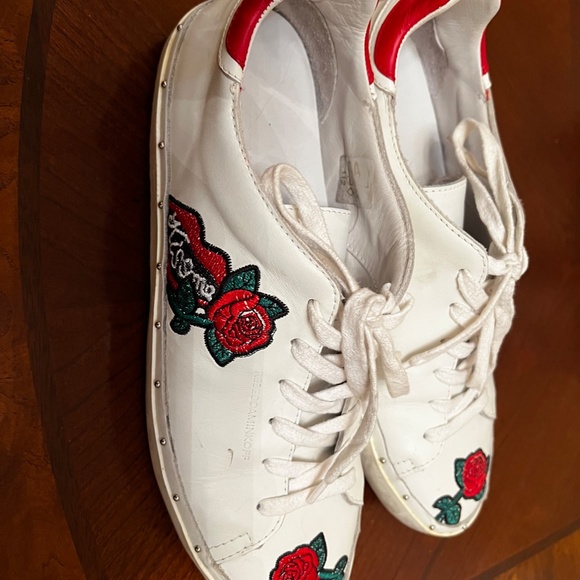 Shoes - Picture 2 of 4